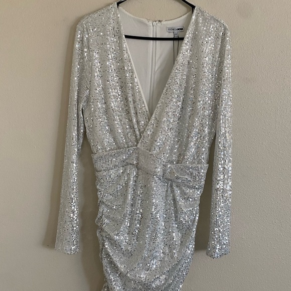 Fashion Nova Silver Long Sleeve Sequin Dress - Picture 1 of 5